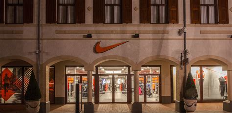 Nike Outlet, Roermond Designer Outlet .